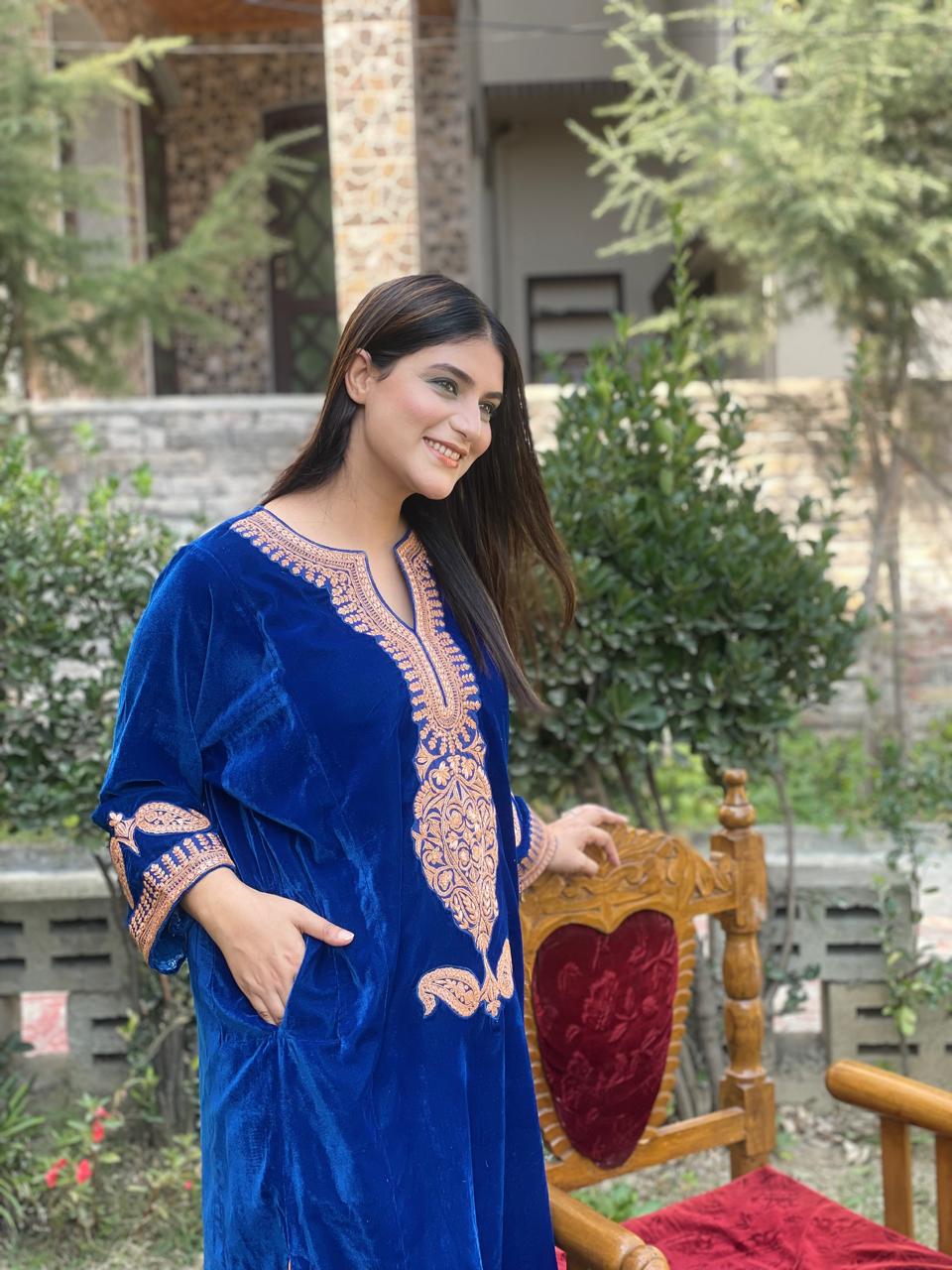 Royal Sapphire Kashmiri Velvet Pheran Set – Hand-Embroidered Tilla Elegance
